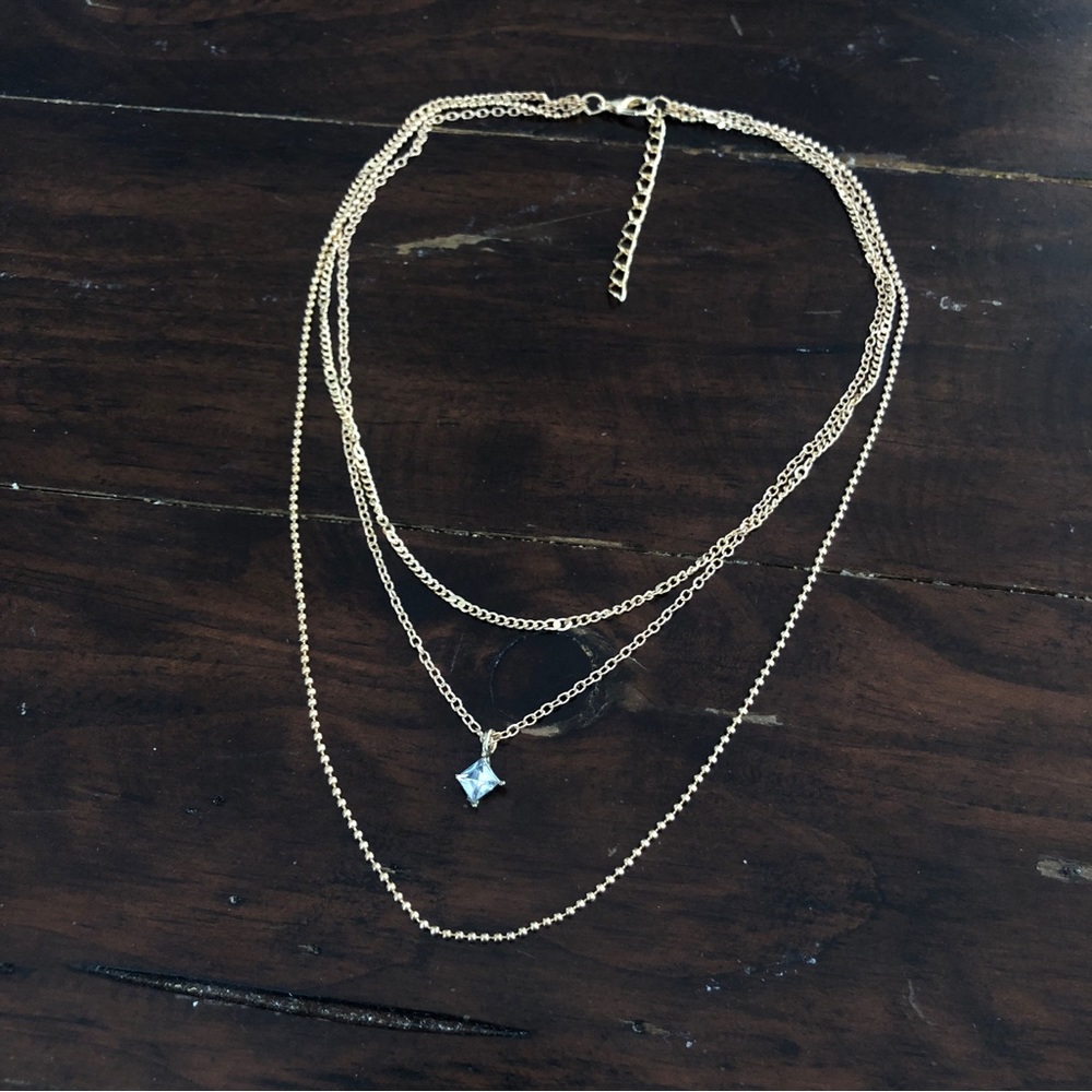 Never worn - Adjustable gold colored necklace